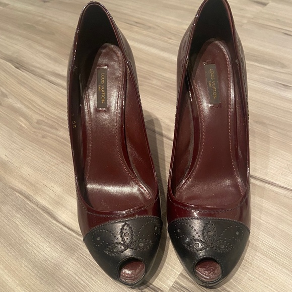 Louis Vuitton Heels - Picture 1 of 4
